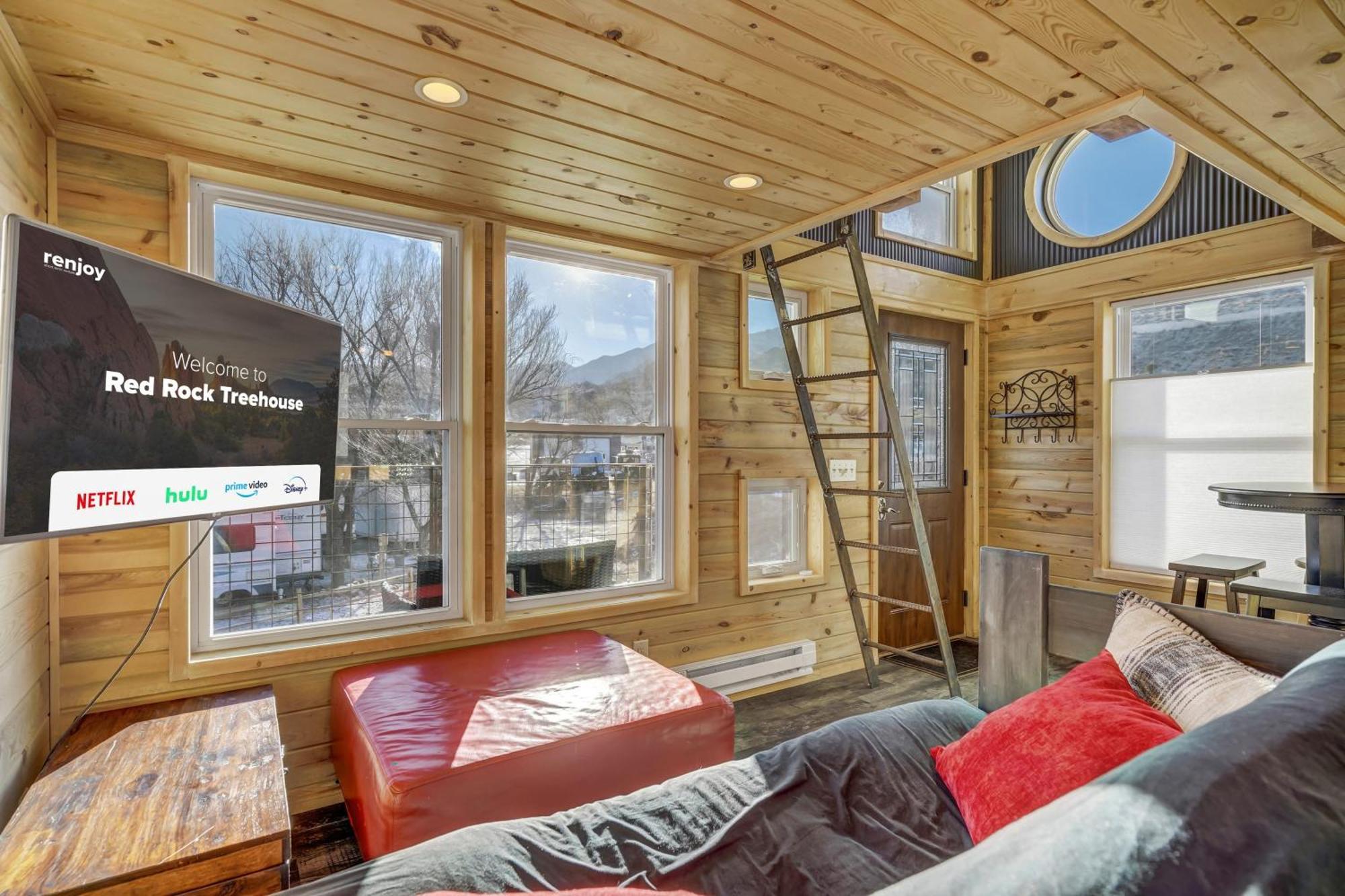 Red Rock Treehouse Unique In Old Colorado City 科罗拉多斯普林斯 外观 照片