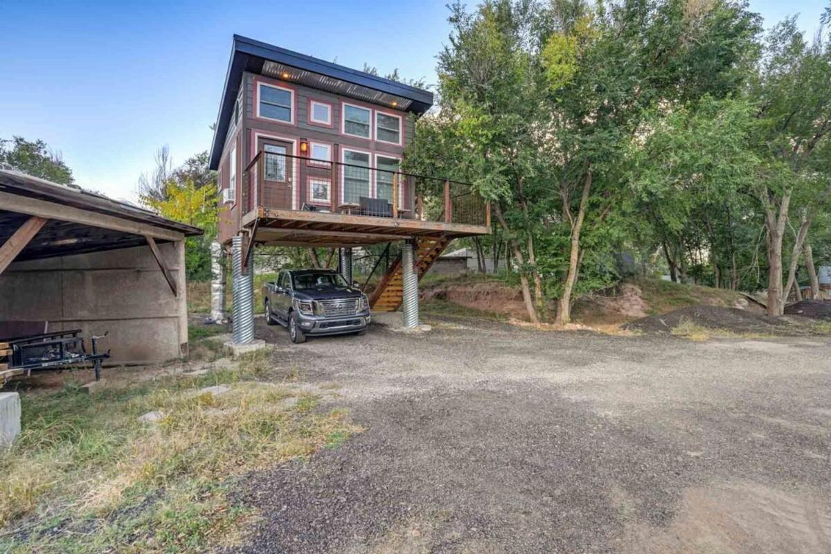 Red Rock Treehouse Unique In Old Colorado City 科罗拉多斯普林斯 外观 照片